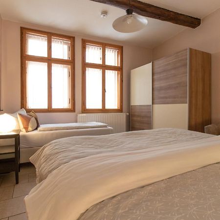 Salon Am Schlossberg 奎德林堡 外观 照片